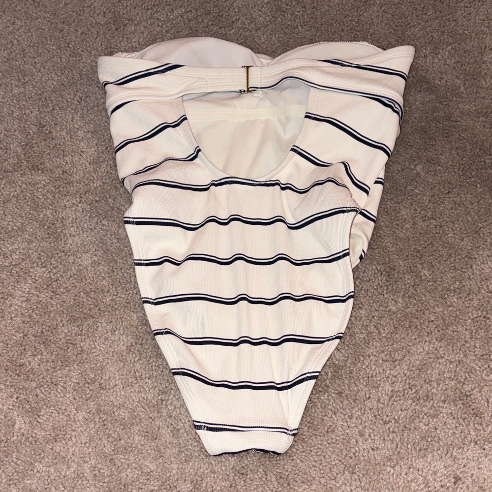Shade & Shore Cream and Black One Piece Strapless Swimsuit - Picture 3 of 3